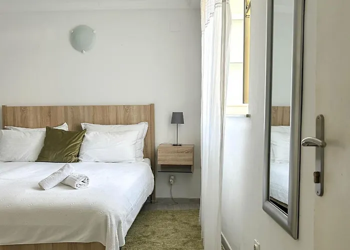 Iza Roka Dubrovnik